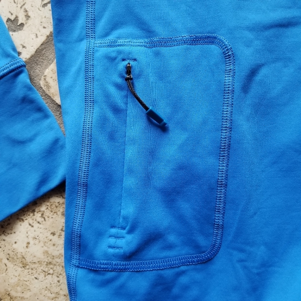 Lululemon 1/2 Zip Pullover - Picture 8 of 10